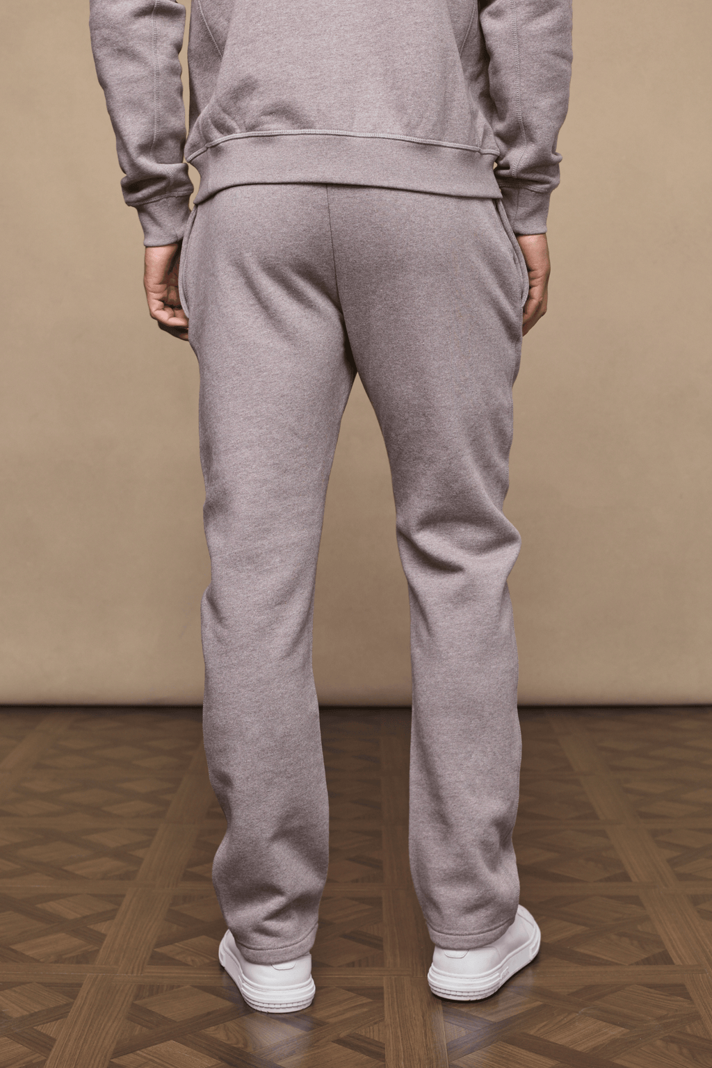 Axel straight leg jogger in brown marl, made from heavyweight cotton-polyester blend with soft fleece lining.