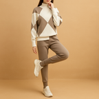 Sweatshirt and jogger lounge set for women | Ilona